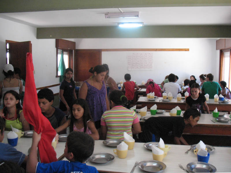 Ayuda Social en Benavidez. Iglesia de Belgrano.